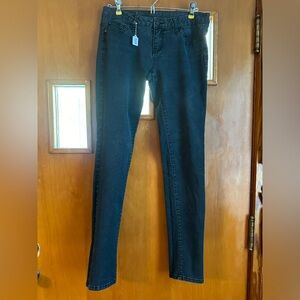 EUC Celebrity Pink jeans. Size 29. Juniors.